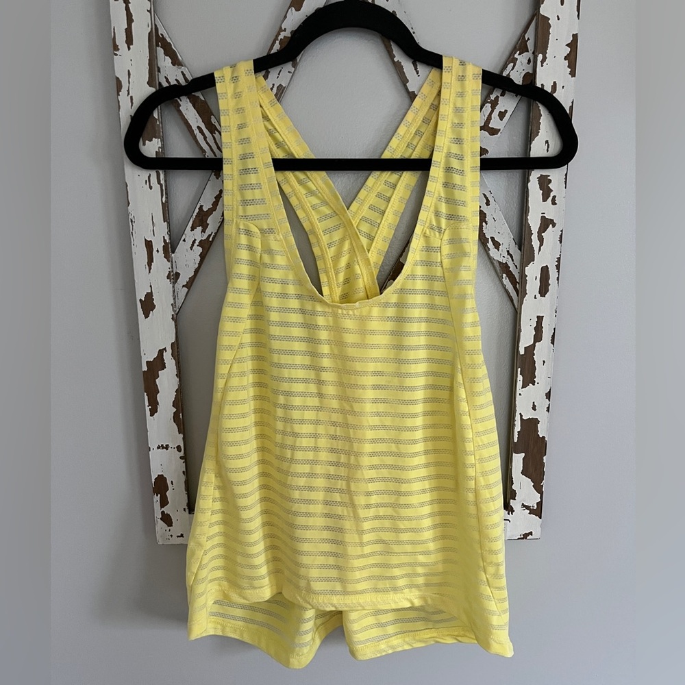 Zyia Active Criss Cross‎ Backless Sheer Tank Size XL